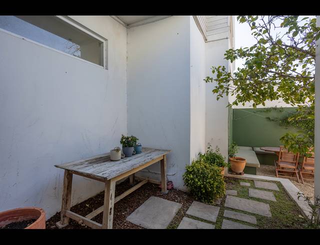 2 BEDROOM HOUSE FOR SALE IN CLAREMONT UPPER